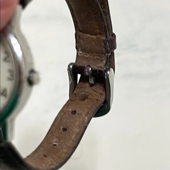 Timex Watch with Dark Brown Leather Strap - Picture 9 of 9